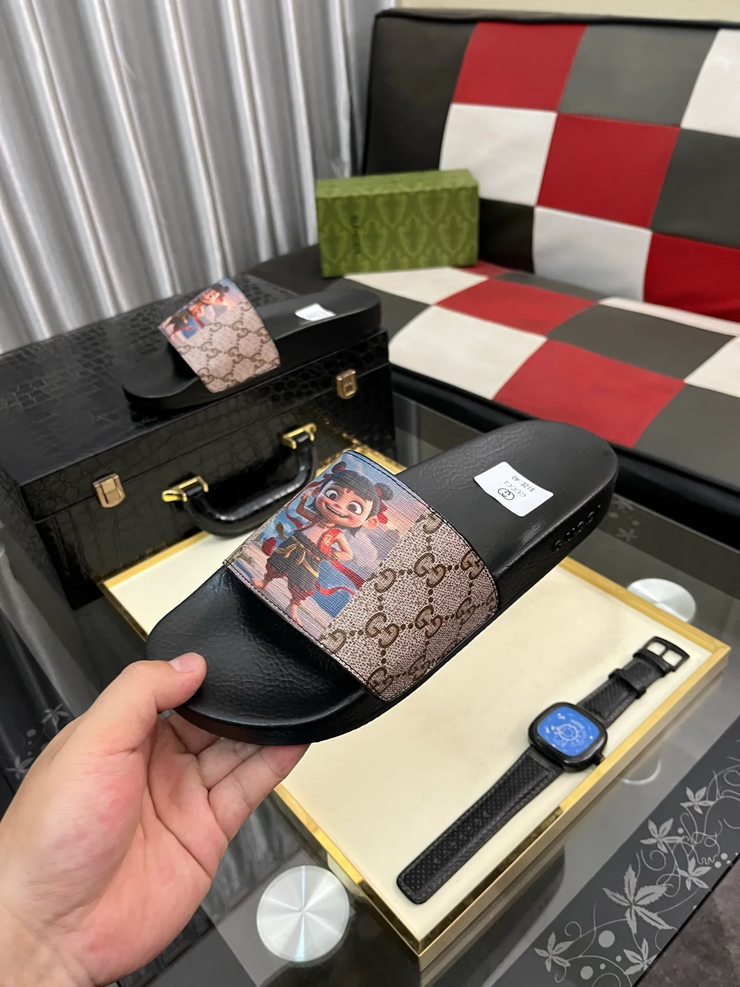 Men's Men's Shoes💰220⌚️⌚️ＧＵＣＣＩ.Gucci.Official website 1:1 popular slippers on sale! Original original material 🩴 SIZE: 38-46 (45.46 non-refundable)